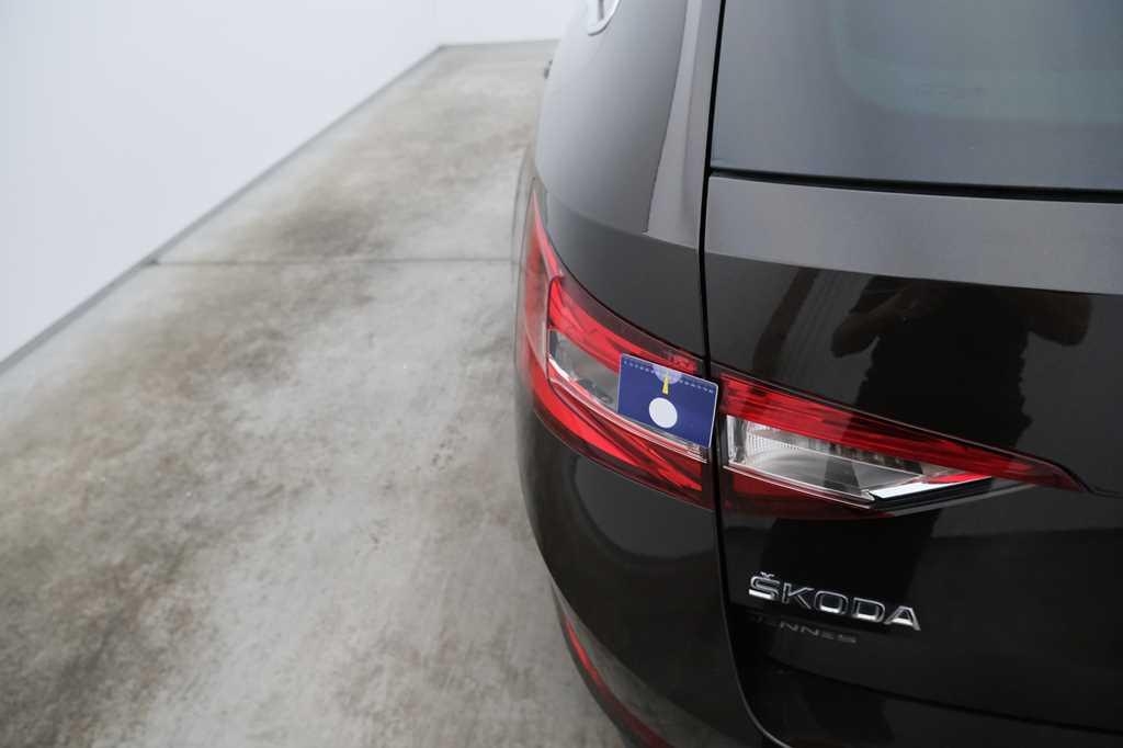 Skoda Superb Combi 2016 фото 67