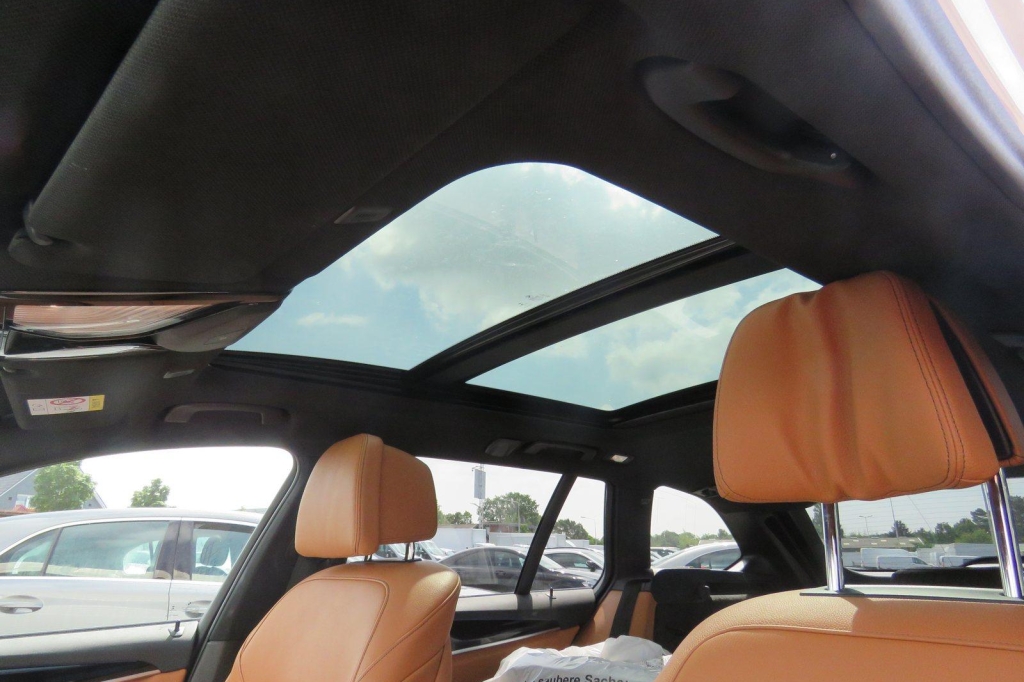 BMW 5er Touring 2018 фото 2