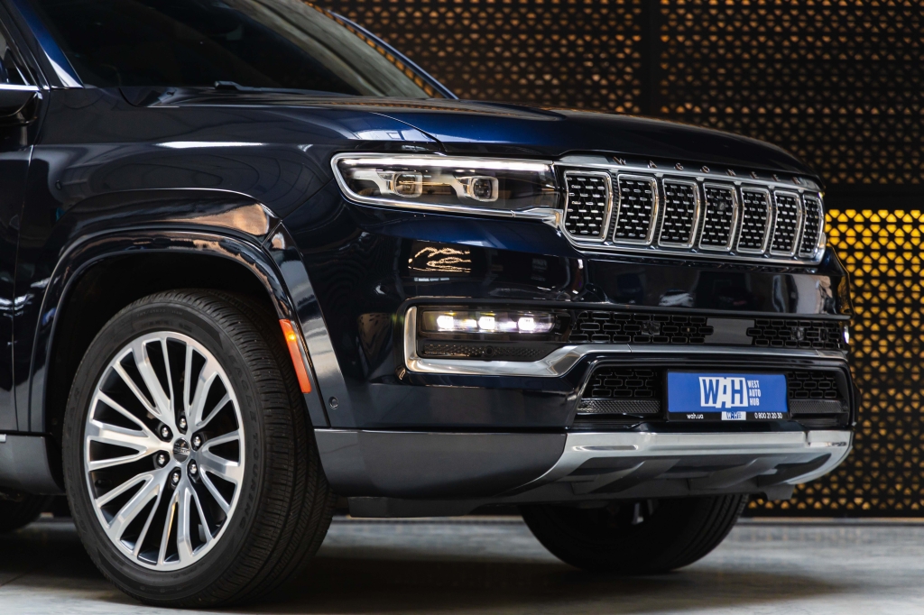 Jeep Grand Wagoneer 2022 фото Jeep Grand Wagoneer 2022 фото 6