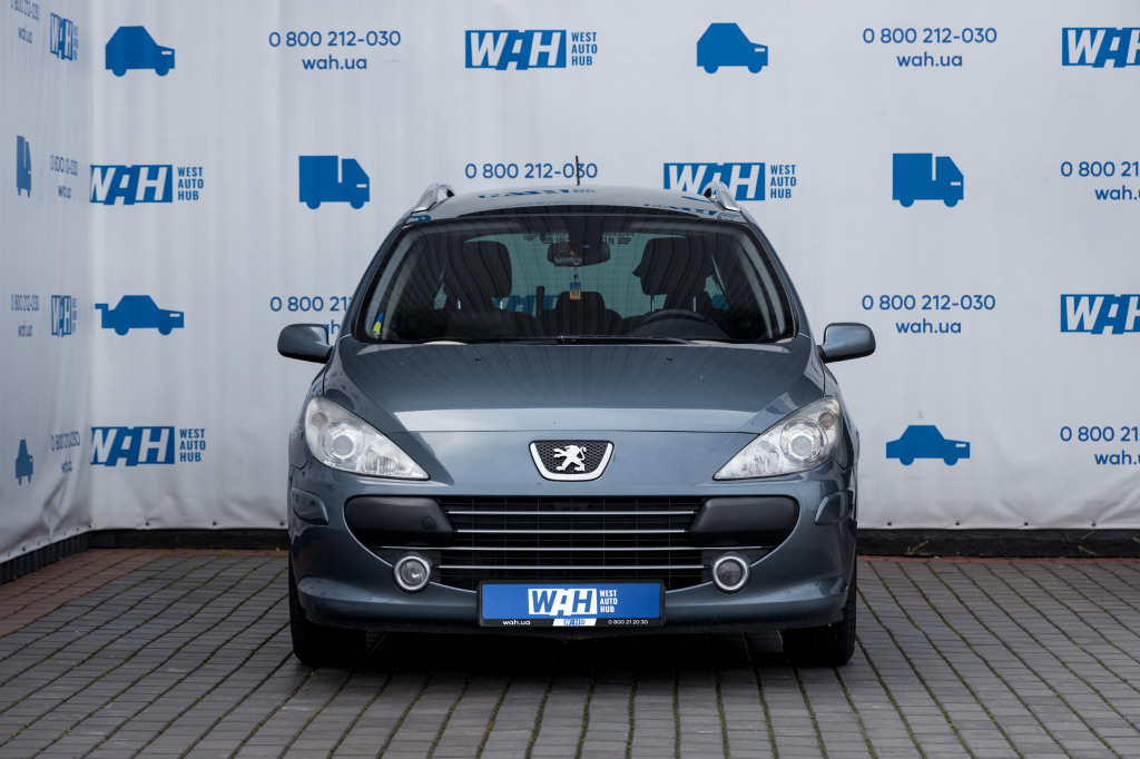 Peugeot 307 SW 2008 photo 1