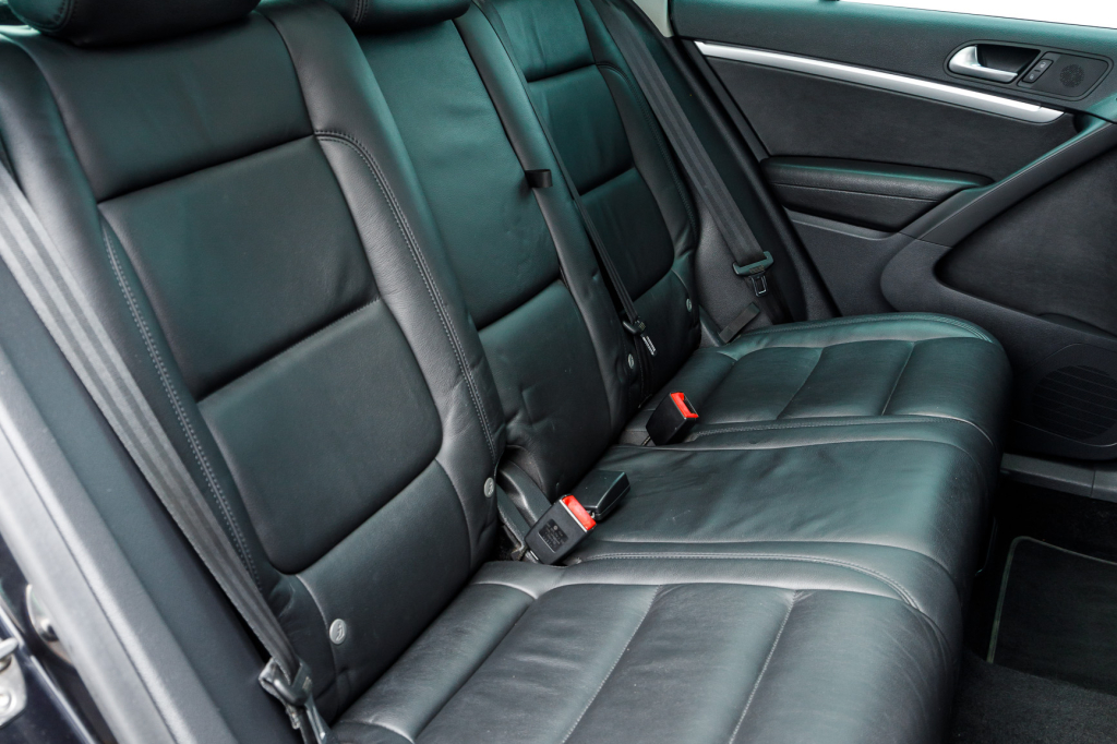 Volkswagen Tiguan S 2012 photo 16