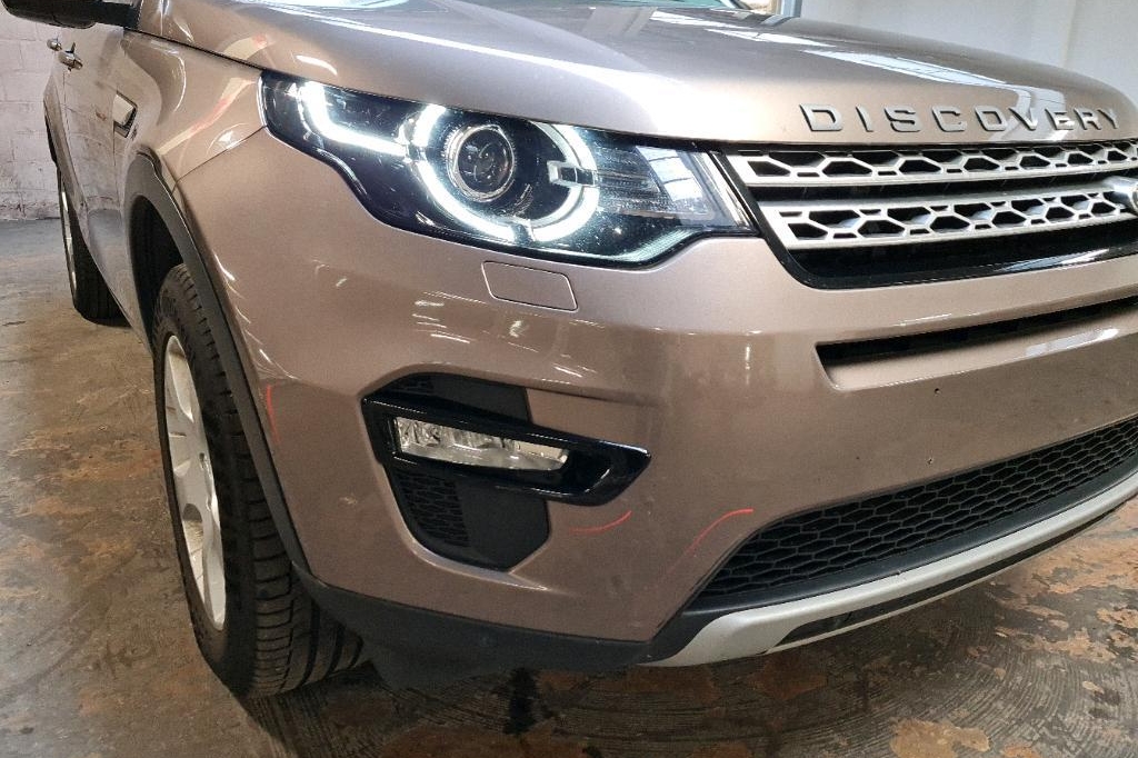 Land Rover Discovery Sport 2017 фото 24