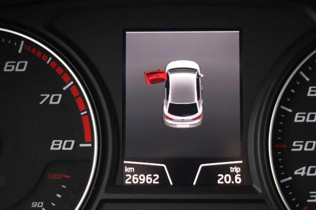 SEAT Leon 2017 фото 3