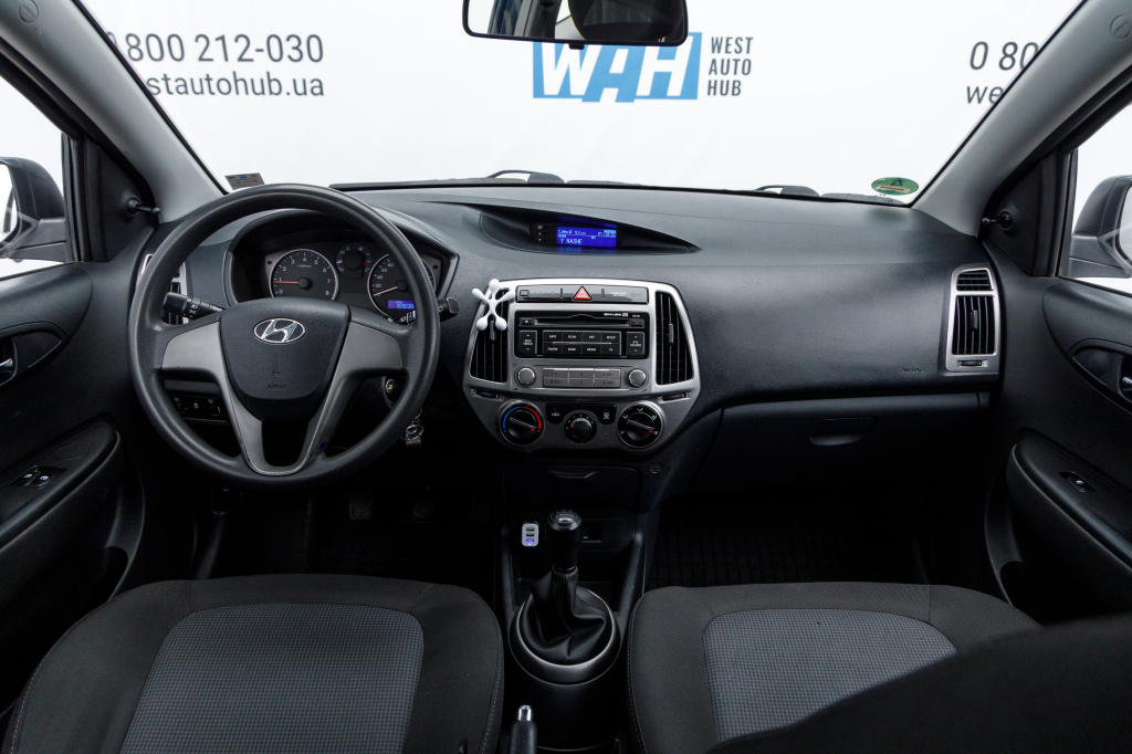 Hyundai i20 фото 7