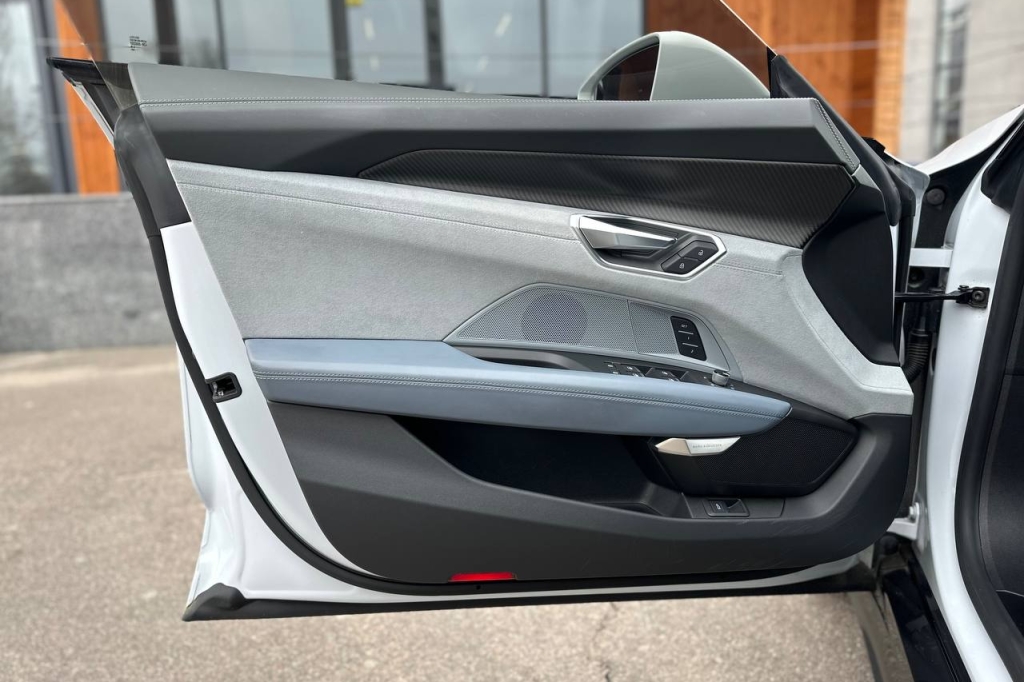 Audi RS e-tron GT 2021 фото 9