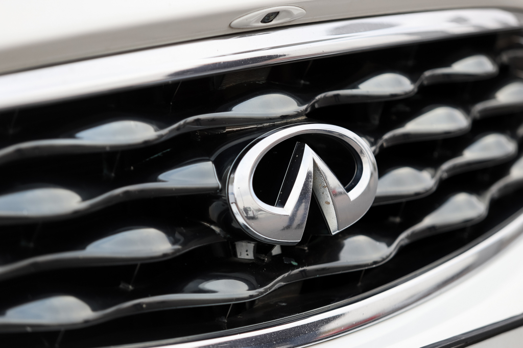 Infiniti FX 50 S 2008 фото 32