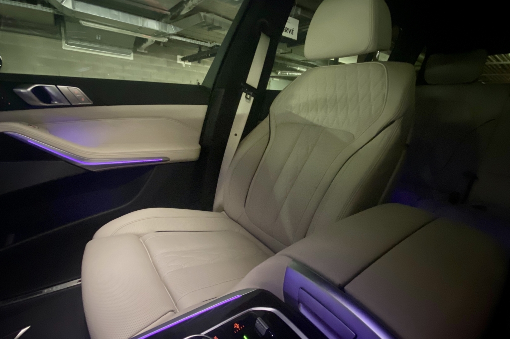 BMW X7 M50D 2021 photo 16