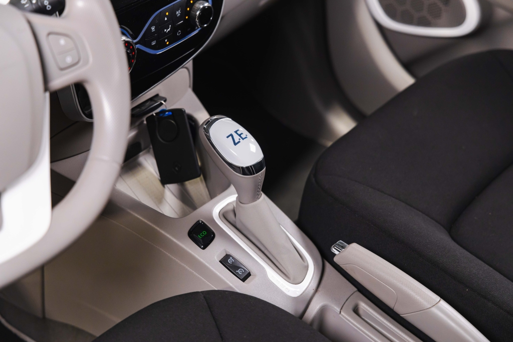 Renault Zoe 2018 photo Renault Zoe 2018 photo 20