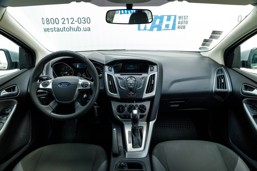 Ford Focus 2013 photo 8