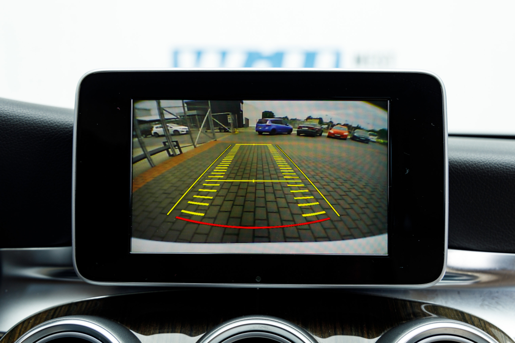 Mercedes-Benz C 300 2014 photo 14