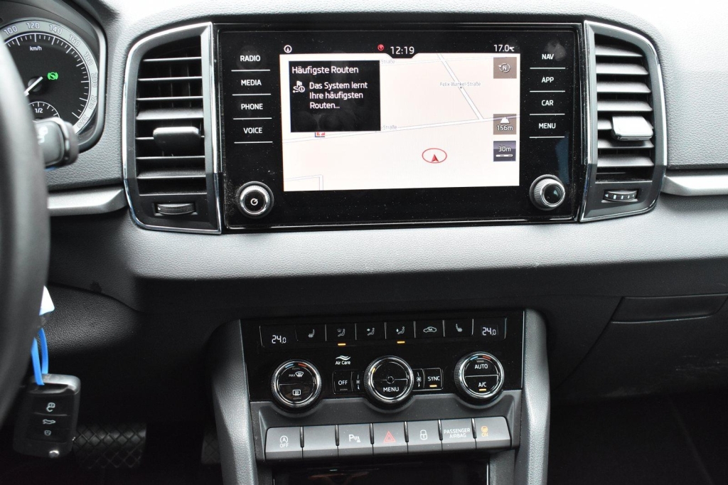 Skoda Karoq 2019 фото 6