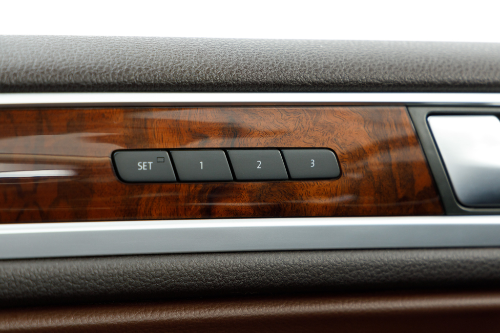 Volkswagen Touareg 2012 фото 14