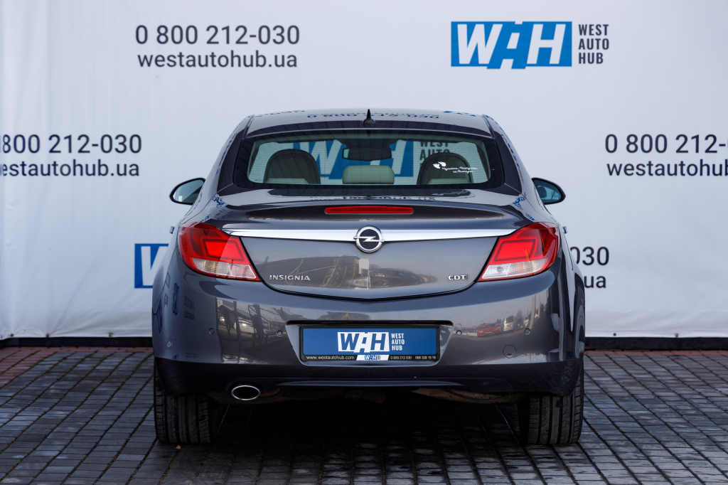 Opel Insignia фото 4