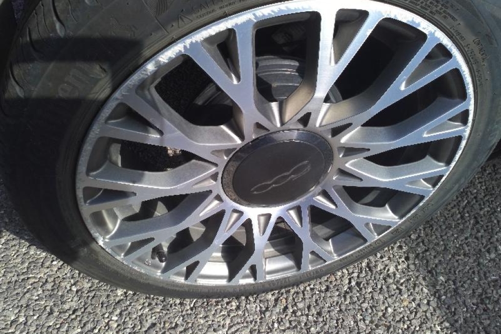 Fiat 500C 2020 фото 17