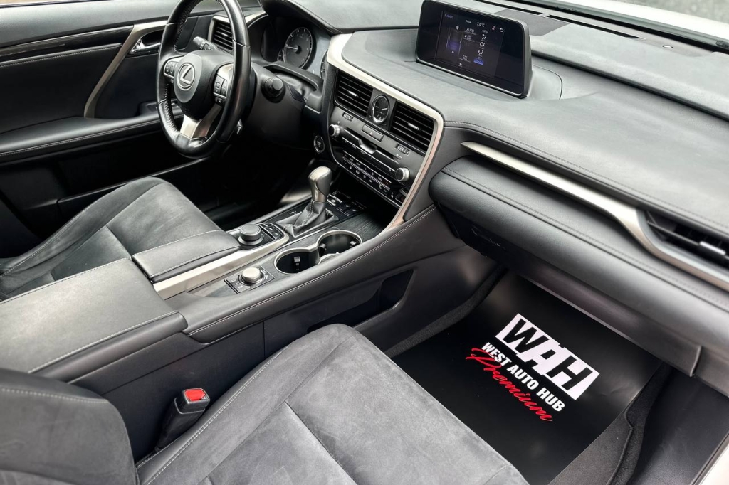 Lexus RX 300 2018 фото 12