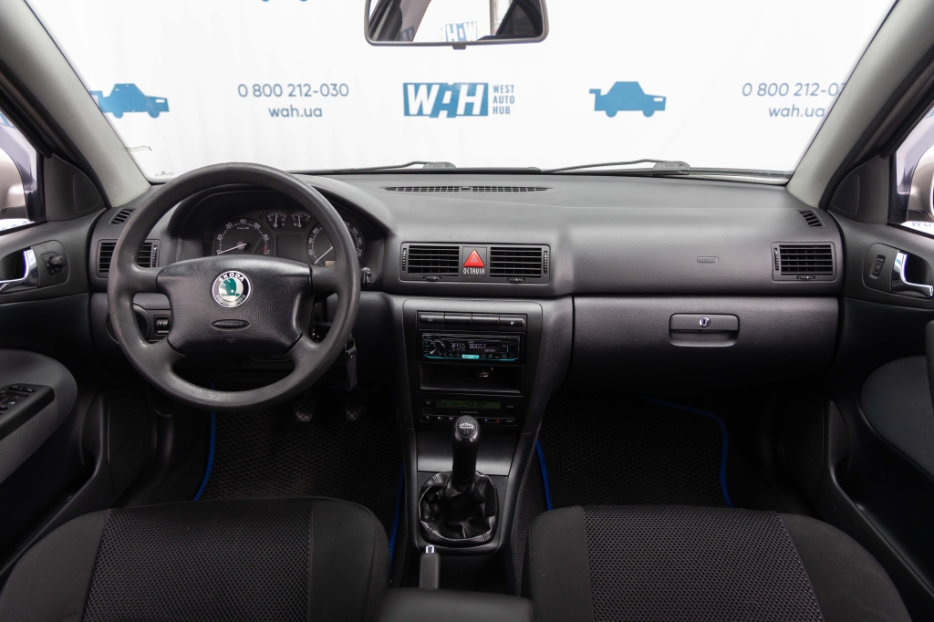 Skoda Octavia 2006 фото 20