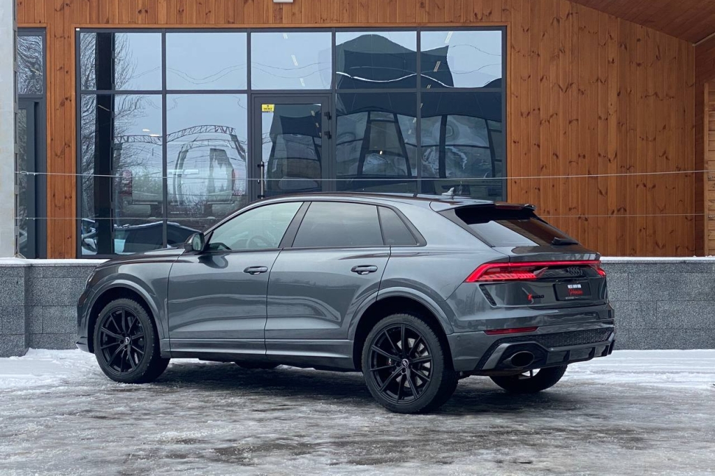 Audi RS Q8 2022 photo 3