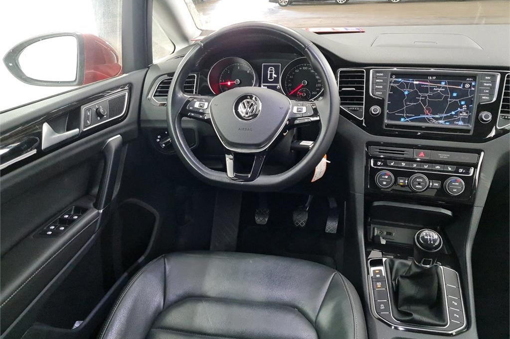 Volkswagen Golf Sportsvan 2016 photo 6