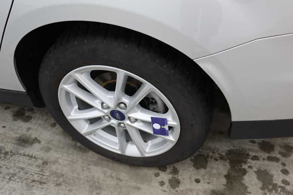 Ford Focus Turnier 2016 фото 20