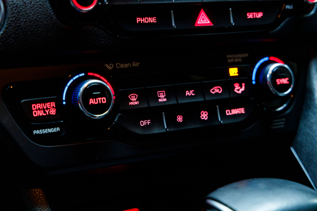 Kia Niro EX 2016 фото 34