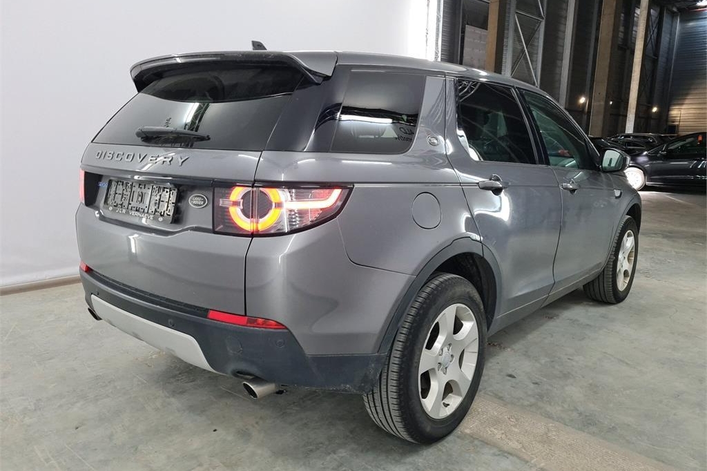 Land Rover Discovery Sport 2016 photo 4