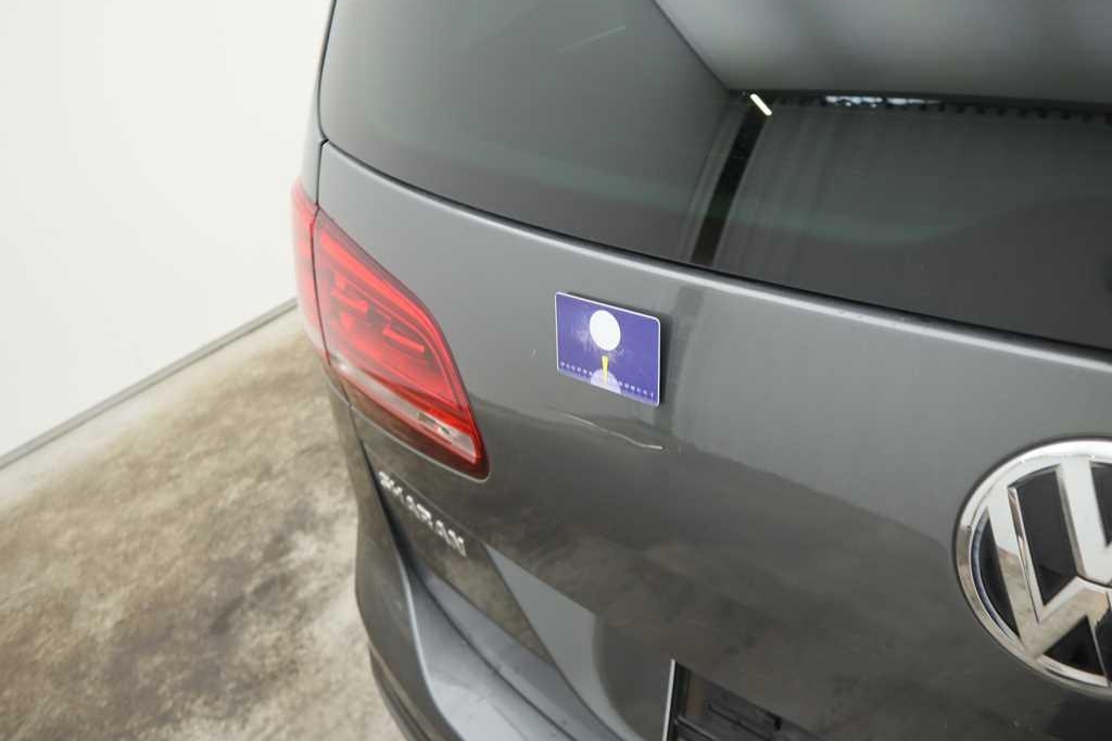 Volkswagen Sharan 2017 photo 28