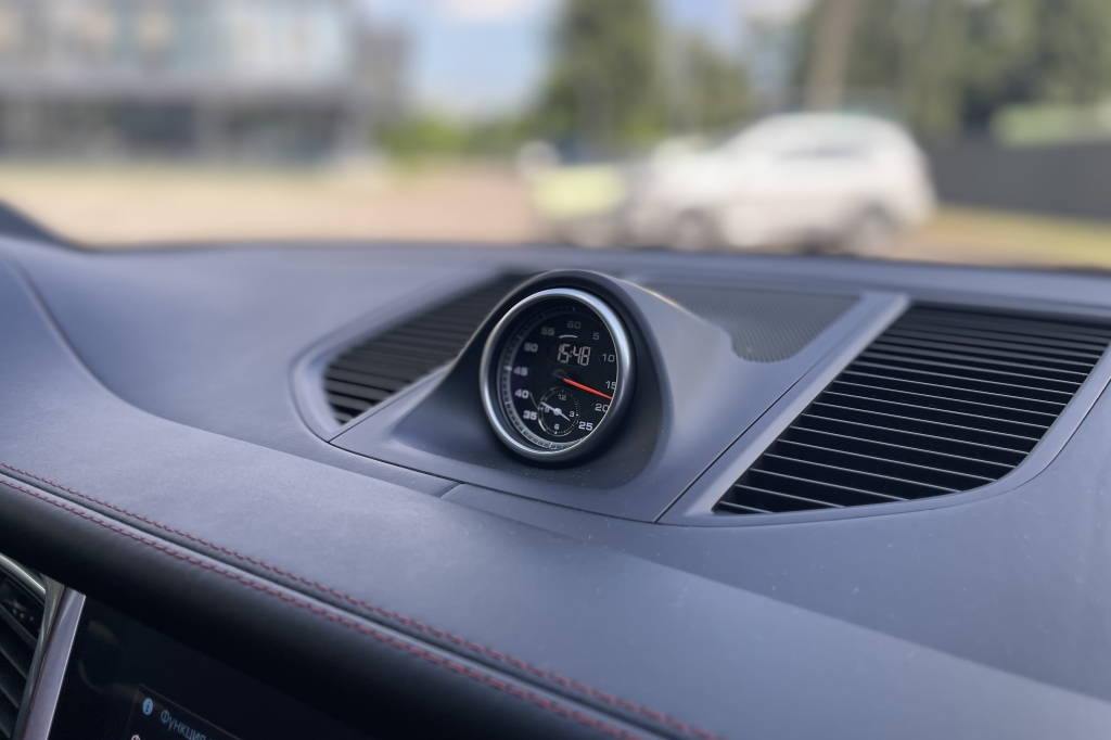 Porsche Macan GTS 2017 photo 12