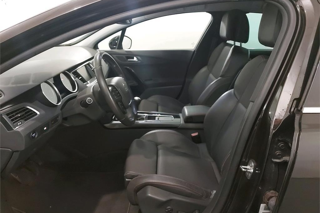 Peugeot 508 SW 2016 фото 3