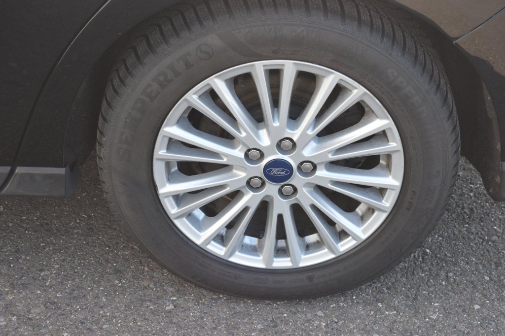 Ford Galaxy 2016 photo 6