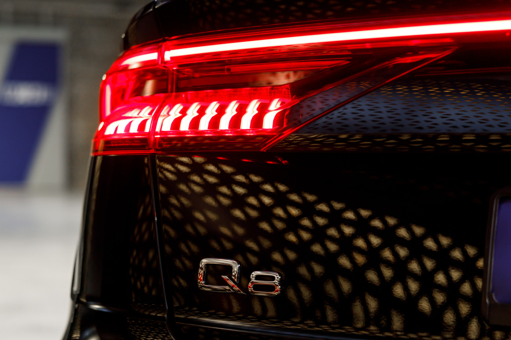 Audi Q8 50TDI Sline  2018 фото 14