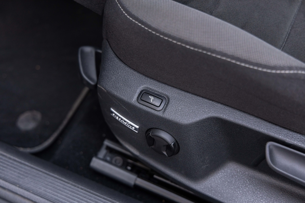 Volkswagen Golf VII R-Line 2017 photo 18