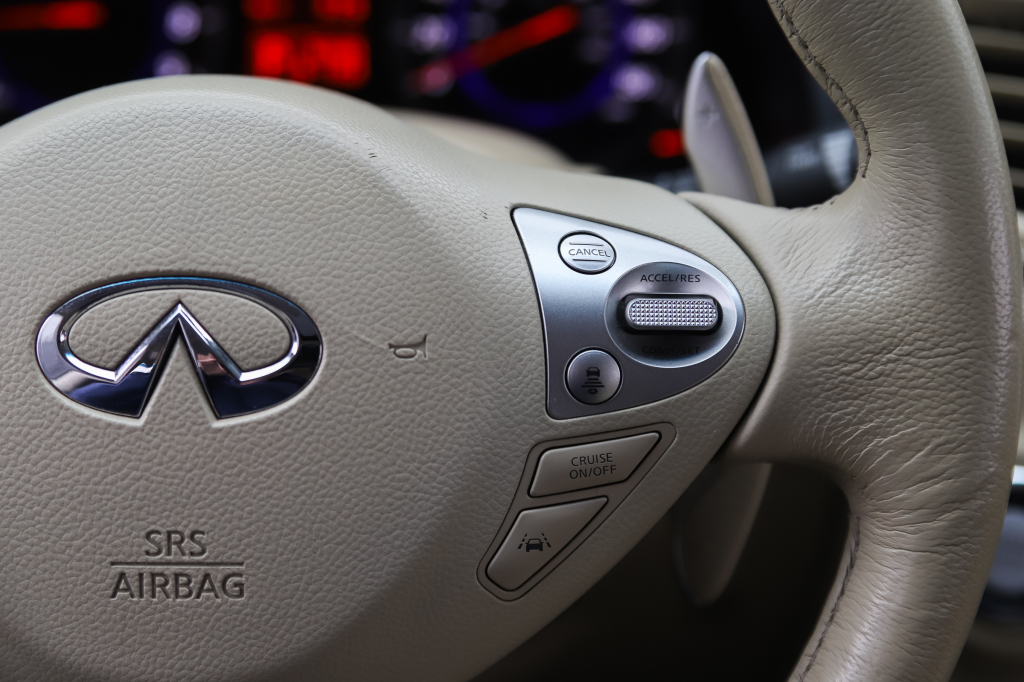 Infiniti FX 50 S 2008 фото 42