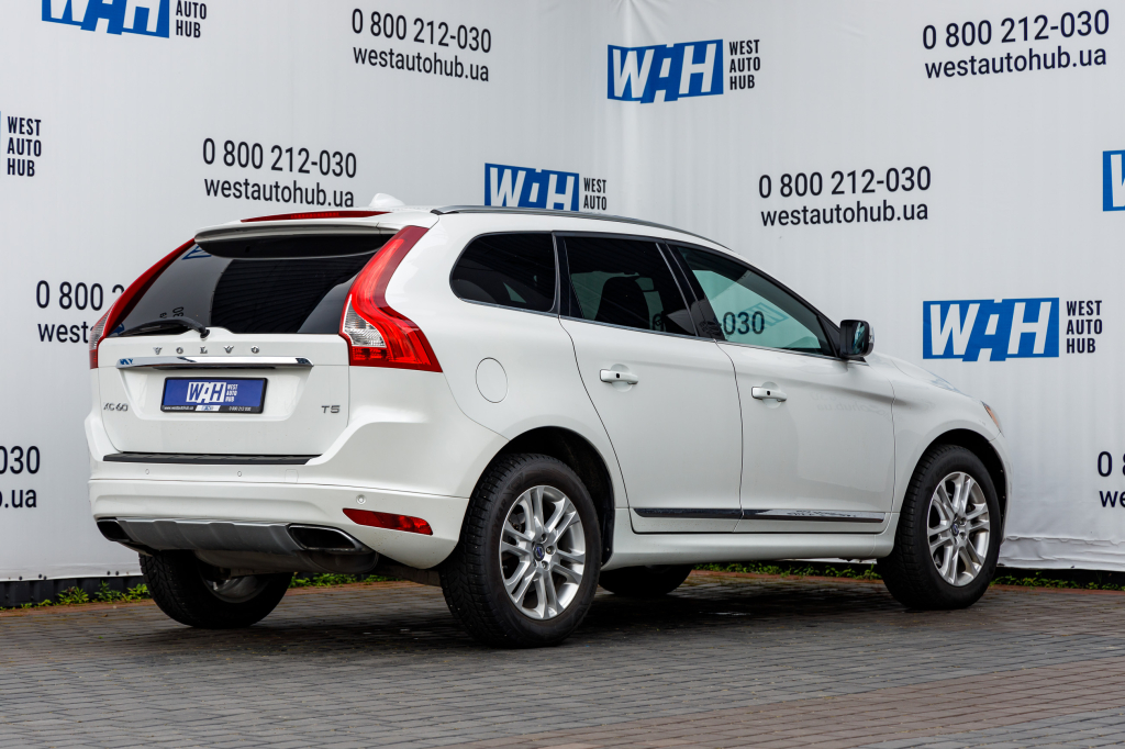 Volvo XC60 2015 фото 3
