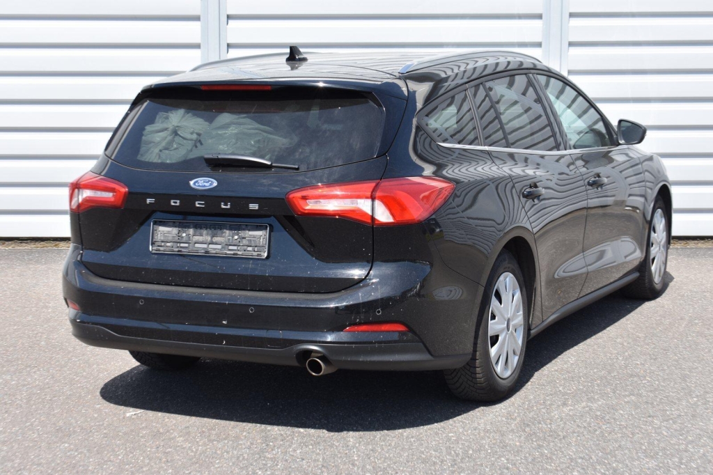 Ford Focus Turnier 2018 фото 6