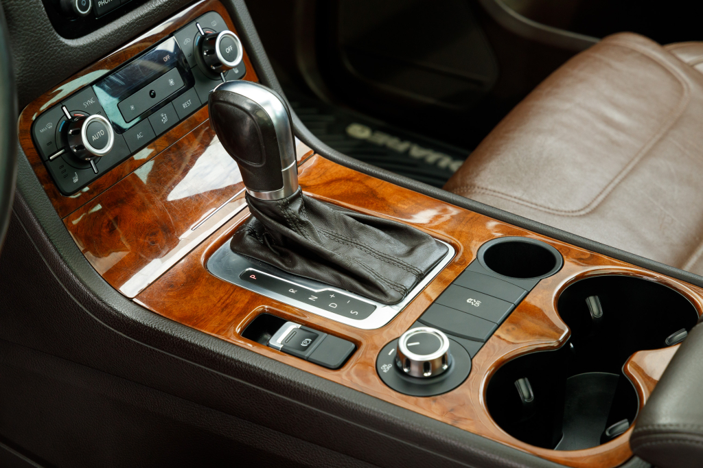 Volkswagen Touareg 2012 фото 4