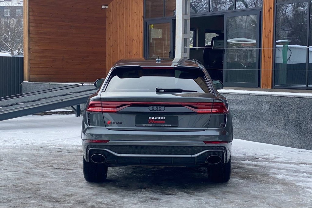 Audi RS Q8 2022 photo 4