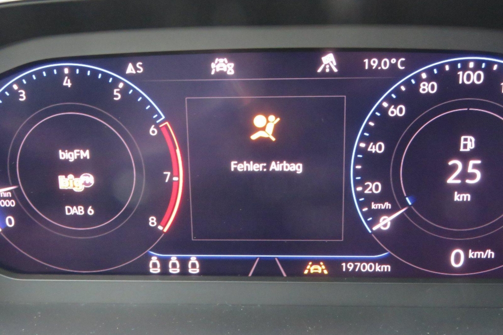 Volkswagen T-Roc 2019 фото 12