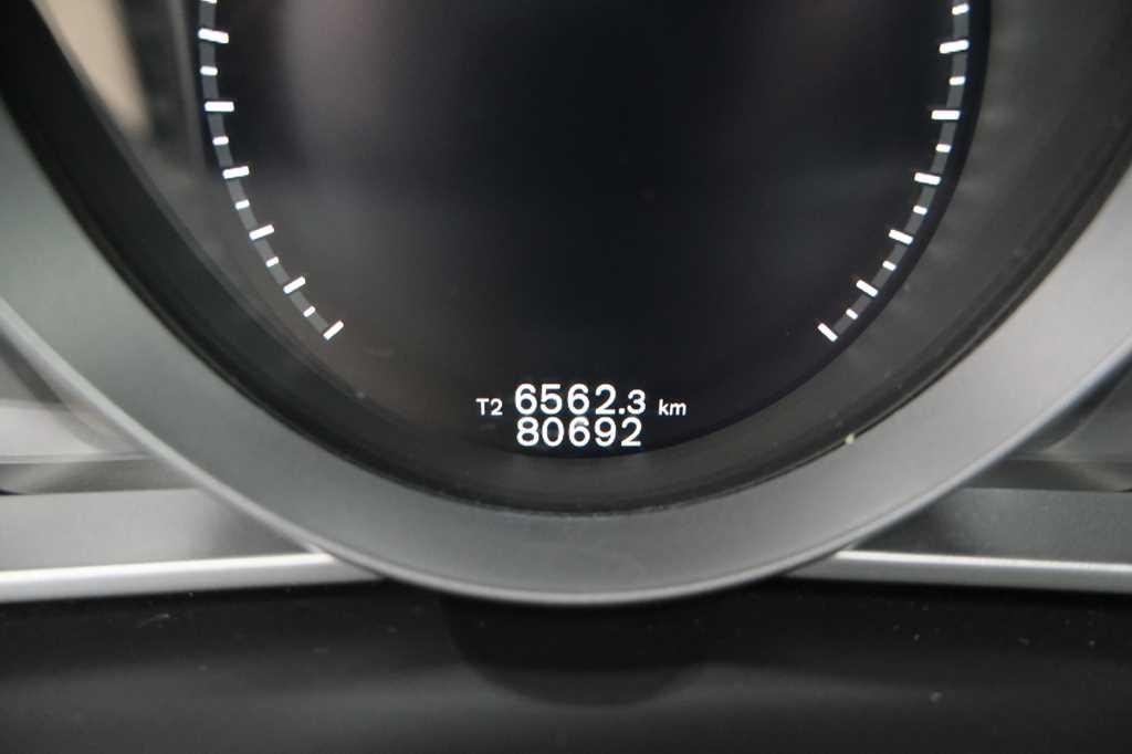 Volvo V40 2017 фото 5