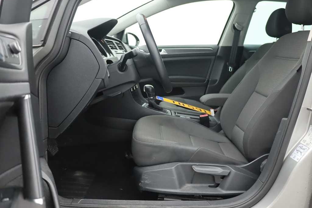 Volkswagen Golf 2019 photo 3