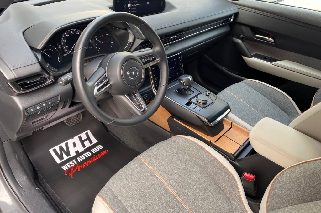 Mazda MX-30 2020 фото 7