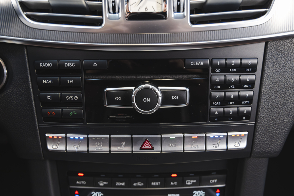 Mercedes-Benz E-Class E350 2014 фото 26