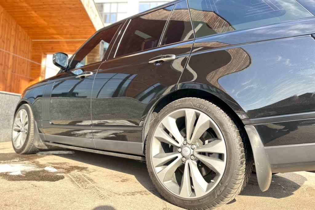 Land Rover Range Rover Autobiography 2018 фото Land Rover Range Rover Autobiography 2018 фото 8