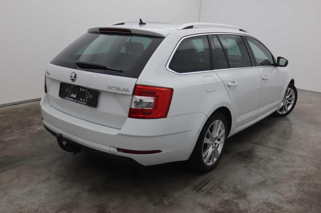 Skoda Octavia Combi 2017 photo 5