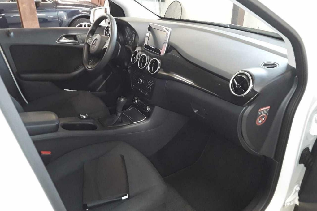 Mercedes-Benz B-Klasse 2017 photo 3