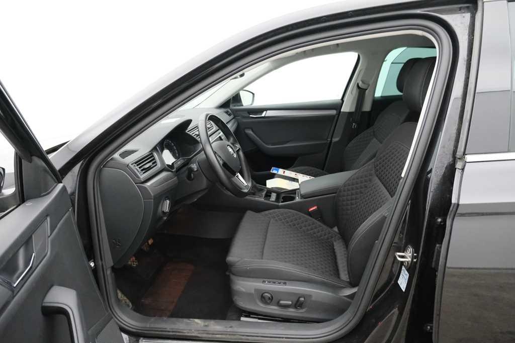 Skoda Superb 2017 photo 4