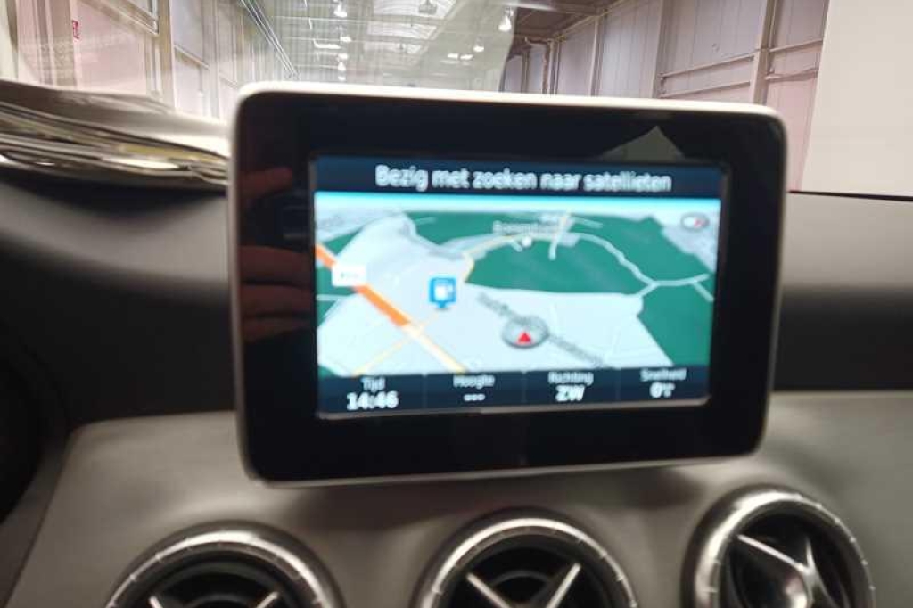 Mercedes-Benz CLA 2017 photo 2