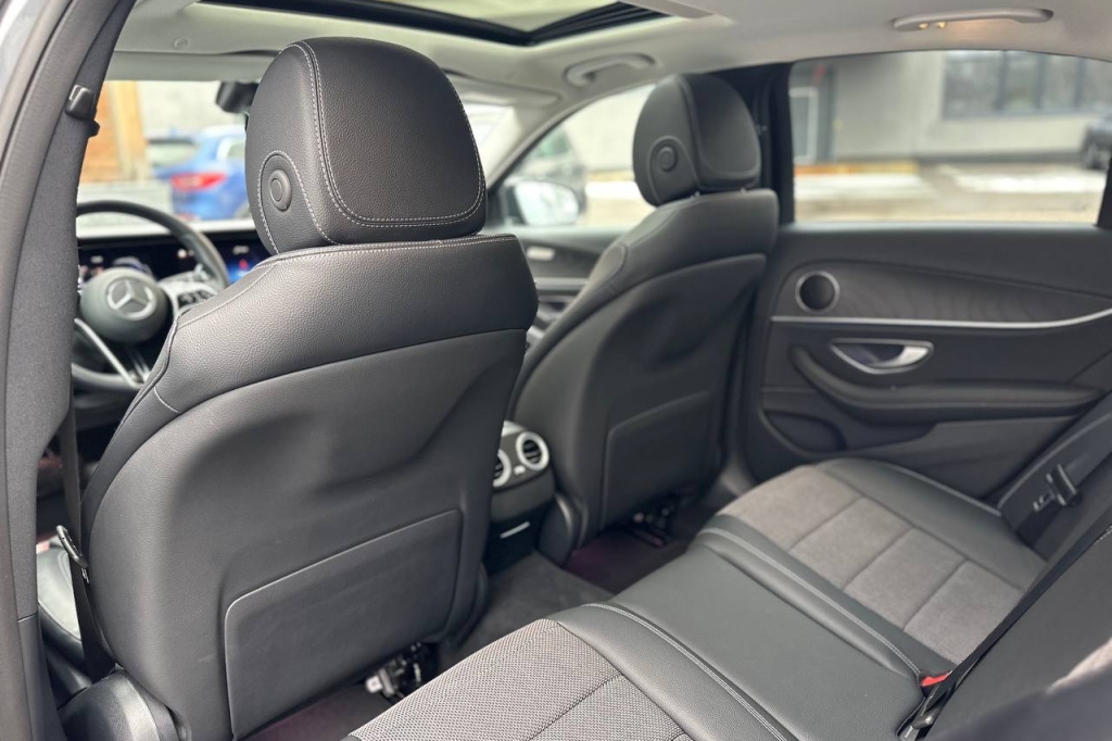 Mercedes-Benz E 300 2021 фото 15