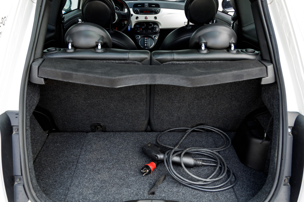 Fiat 500 E 2015 фото 1