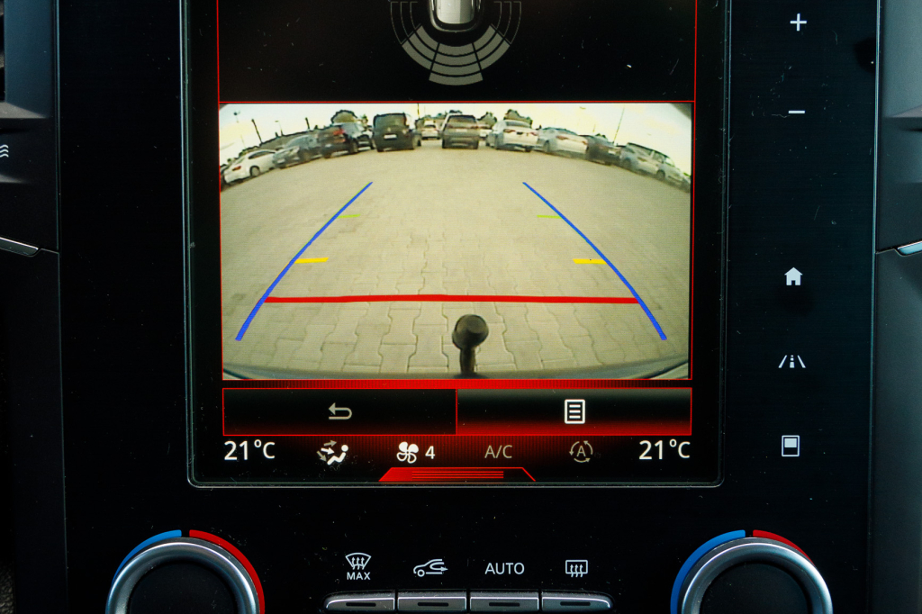 Renault Megane IV BOSE 2016 photo 20