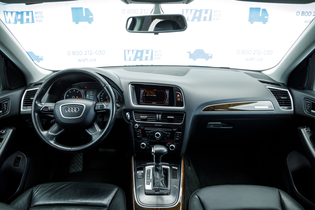 Audi Q5 2013 фото Audi Q5 2013 фото 23